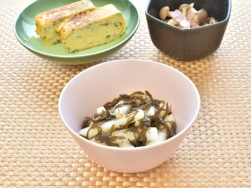 海苔と三杯酢もずくの大根浅漬け