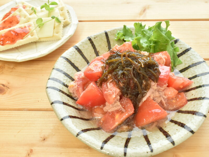 もずくとトマトのツナサラダ