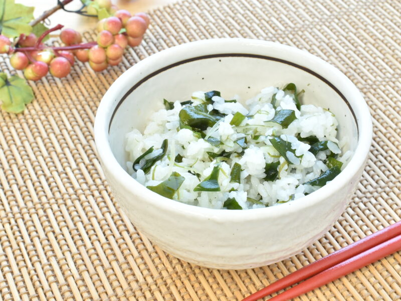 丸ごとわかめの混ぜ込みご飯
