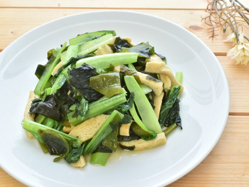 わかめと小松菜のバター炒め