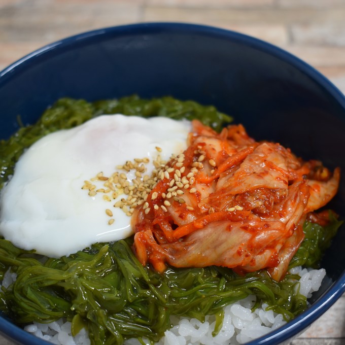 めかぶキムチ丼