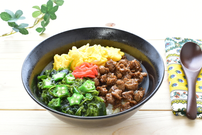 めかぶとわかめと大豆ミートの七夕丼