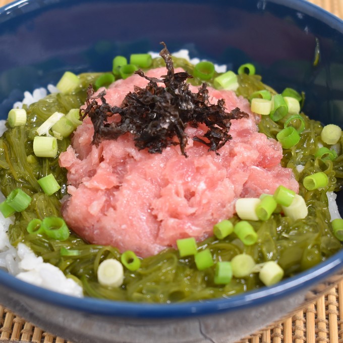 ネギトロめかぶ丼