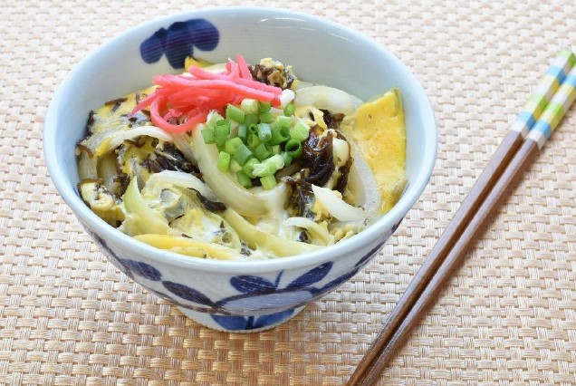 もずくの卵とじ丼