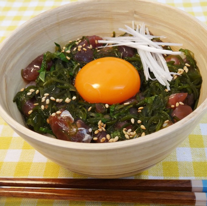 めかぶカツオ丼